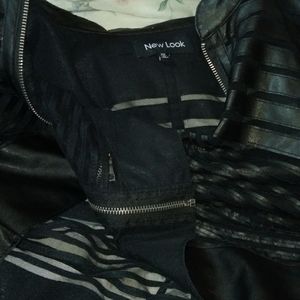 Iam selling one of my old bomber coats